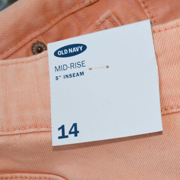 Old Navy Shorts - Picture 4 of 4